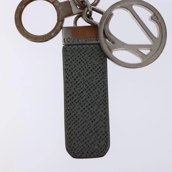 LOUIS VUITTON Taiga Porte Cles Neo LV Club Charm Gray - Picture 6 of 12